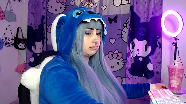 lussyevans24 online show from October 11, 5:17 am