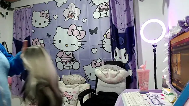 lussyevans24 online show from November 28, 5:10 am