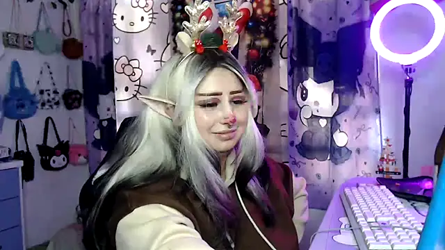 lussyevans24 online show from December 16, 3:39 pm