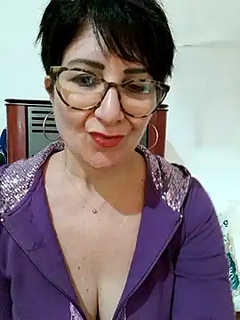 Snapshot of Viola8p chatting on March 18, 12:19 pm Viola8p online show from March 18, 12:19 pm