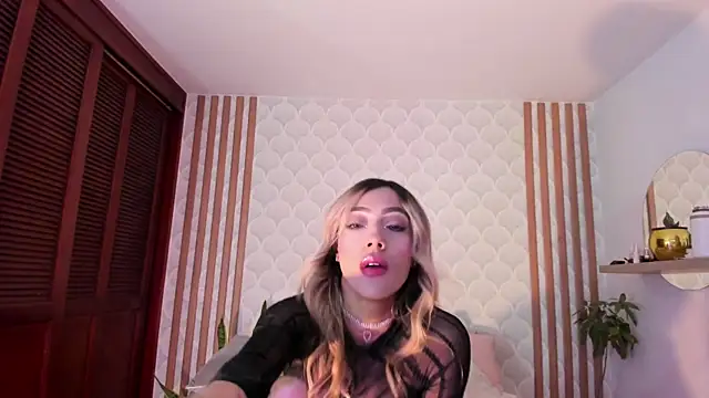 PamelaReall online show from June 27, 11:04 am