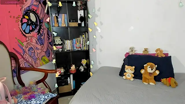 kittyzenn online show from October 20, 11:27 pm