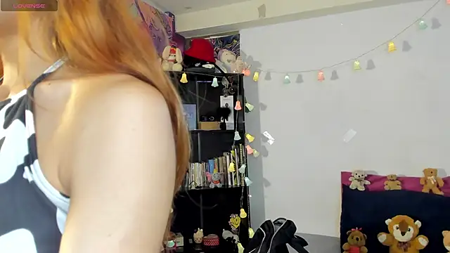 kittyzenn online show from October 22, 8:08 pm