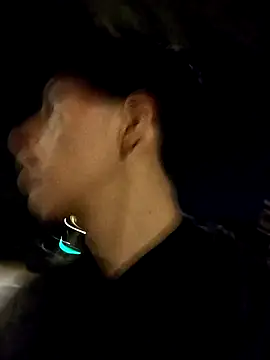 Snapshot of Dennis_2024 chatting on November 1, 12:45 am Dennis 2024 online show from November 1, 12:45 am