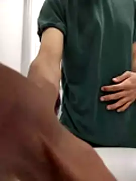 Snapshot of Dennis_2024 chatting on November 19, 1:27 am Dennis 2024 online show from November 19, 1:27 am