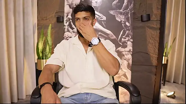 Snapshot of DannSaenz chatting on March 11, 2:56 pm DannSaenz online show from March 11, 2:56 pm