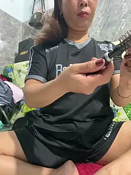 Linaannn online show from April 13, 11:54 pm