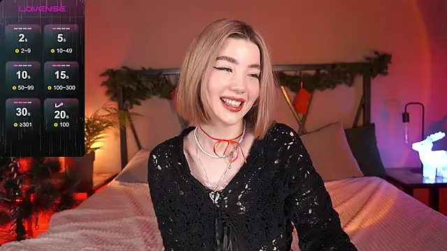 LindaThacker online show from December 19, 7:51 am
