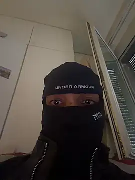 Snapshot of esteraulxxx chatting on February 19, 9:27 am esteraulxxx online show from February 19, 9:27 am