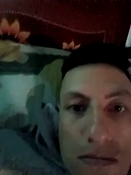 alexmoragomez online show from March 6, 9:33 pm