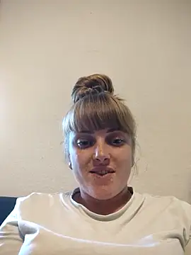 CoddessCrystal online show from September 12, 1:11 pm