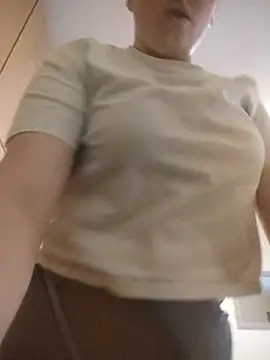 CoddessCrystal online show from March 28, 6:46 am