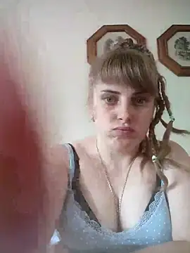 Snapshot of CoddessCrystal chatting on May 20, 1:28 pm CoddessCrystal online show from May 20, 1:28 pm