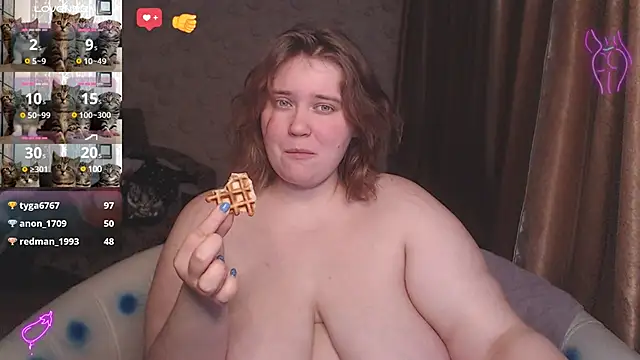 Snapshot of daisy_low chatting on January 4, 1:52 am daisy low online show from January 4, 1:52 am