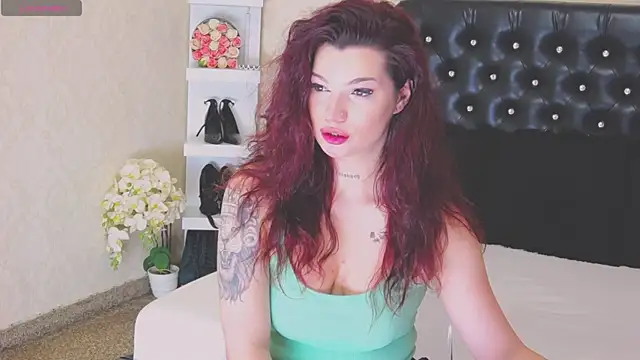 Snapshot of Allisonn223 chatting on June 12, 1:21 pm Allisonn223 online show from June 12, 1:21 pm