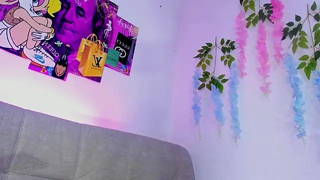 anahidolls online show from February 9, 12:09 pm