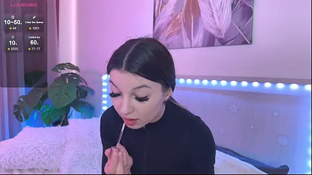 Snapshot of Veronica_leal chatting on May 6, 8:52 am Veronica leal online show from May 6, 8:52 am