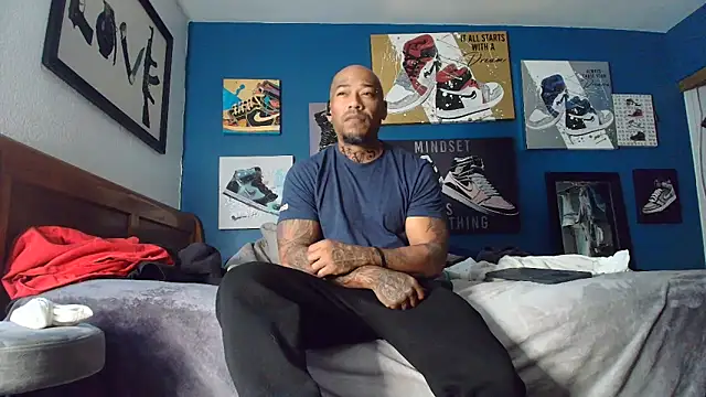 Snapshot of athephenomenal1 chatting on November 10, 8:08 pm athephenomenal1 online show from November 10, 8:08 pm