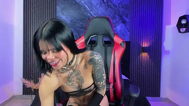 Sweet devill  online show from February 23, 9:22 am
