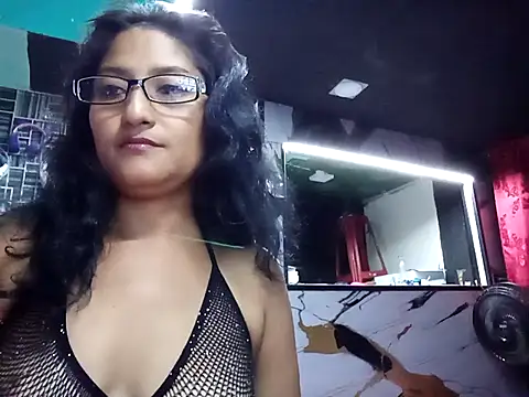 AdelinaMiran90 online show from October 17, 4:15 am