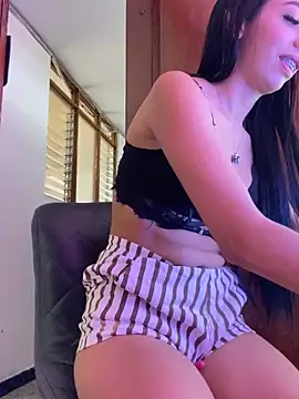 Lina10 online show from April 5, 8:17 pm