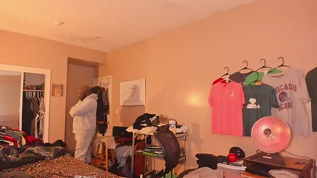 MrChuckDailyXXX online show from January 7, 7:44 am