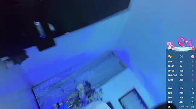 Snapshot of Adil_aminn chatting on March 5, 5:18 pm Adil aminn online show from March 5, 5:18 pm