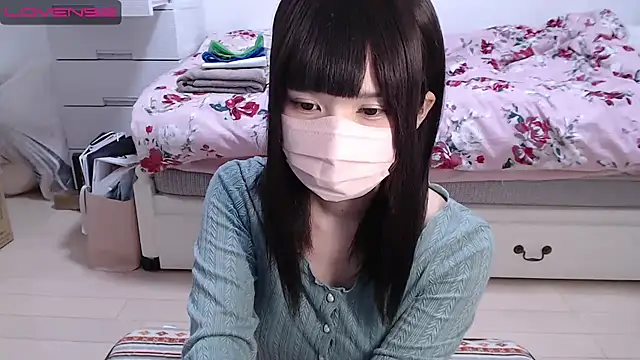 Snapshot of AMI___oO chatting on December 3, 10:28 am AMI oO online show from December 3, 10:28 am