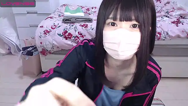 Snapshot of AMI___oO chatting on February 21, 8:05 pm AMI oO online show from February 21, 8:05 pm