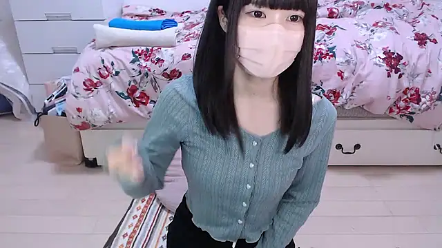 Snapshot of AMI___oO chatting on November 9, 4:33 am AMI oO online show from November 9, 4:33 am