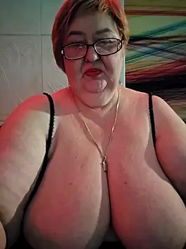 Snapshot of Awn290668 chatting on December 20, 7:33 am Awn290668 online show from December 20, 7:33 am
