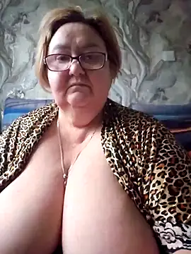 Snapshot of Awn290668 chatting on November 28, 7:55 am Awn290668 online show from November 28, 7:55 am