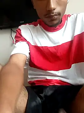 slimmydaddy69 online show from April 8, 12:38 pm