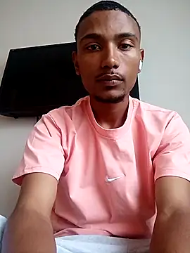 slimmydaddy69 online show from April 13, 9:37 am