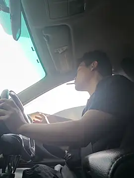 kisstoyousoon2024 online show from December 20, 5:47 am