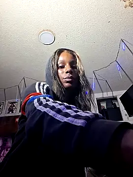 baebaebaddazz23 online show from April 22, 5:54 am