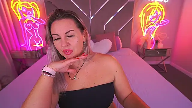 KiraCandyS online show from November 24, 9:14 pm