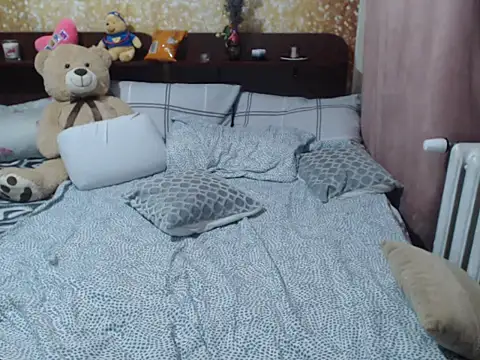 Emmatoo online show from February 27, 8:28 am