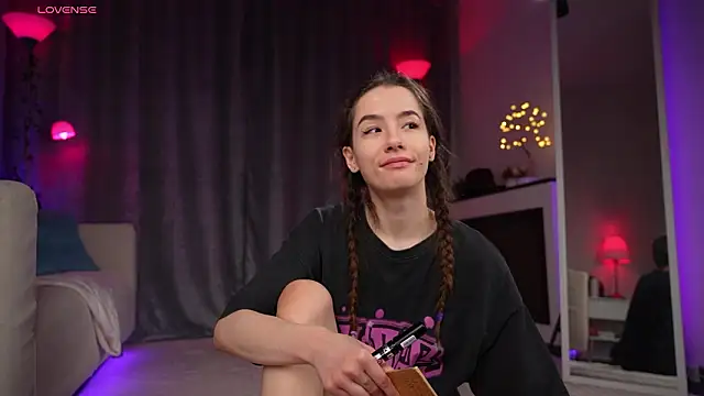 Amely Young online show from February 21, 12:55 am