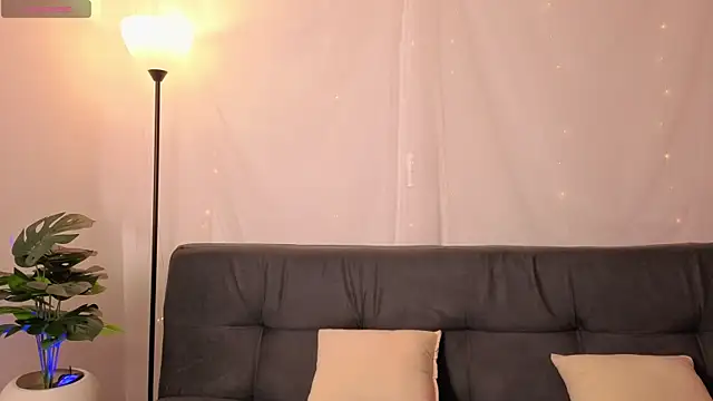 amy robertz online show from May 21, 1:23 am