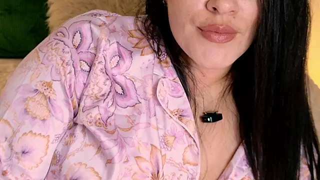 Pamela Rosal online show from March 10, 1:21 am