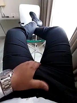 Divyansh 27 online show from March 10, 12:43 pm