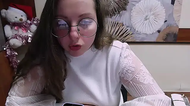  Annabelle Lee online show from December 19, 1:51 pm