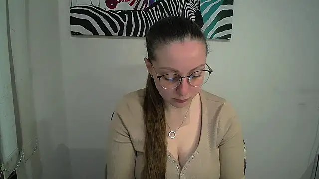  Annabelle Lee online show from April 28, 6:18 am