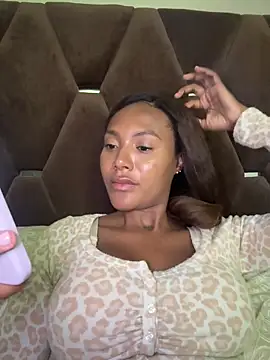 KyaraMiller online show from March 25, 4:40 am