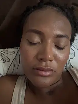 KyaraMiller online show from April 16, 4:02 am