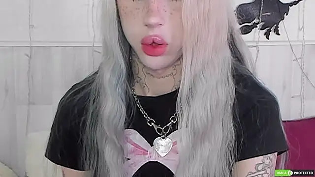 Joy Barker online show from October 25, 4:20 am