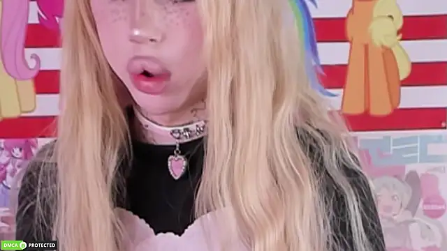 Joy Barker online show from April 18, 3:32 am