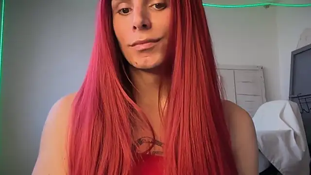 Snapshot of Thematrioshkaoficial24 chatting on November 13, 9:03 pm Thematrioshkaoficial24 online show from November 13, 9:03 pm