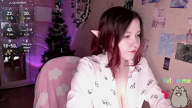 Snapshot of ___CLARY___ chatting on December 16, 9:31 pm CLARY online show from December 16, 9:31 pm